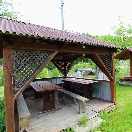 Karpatske Shale Villa Yaremche Bagian luar foto