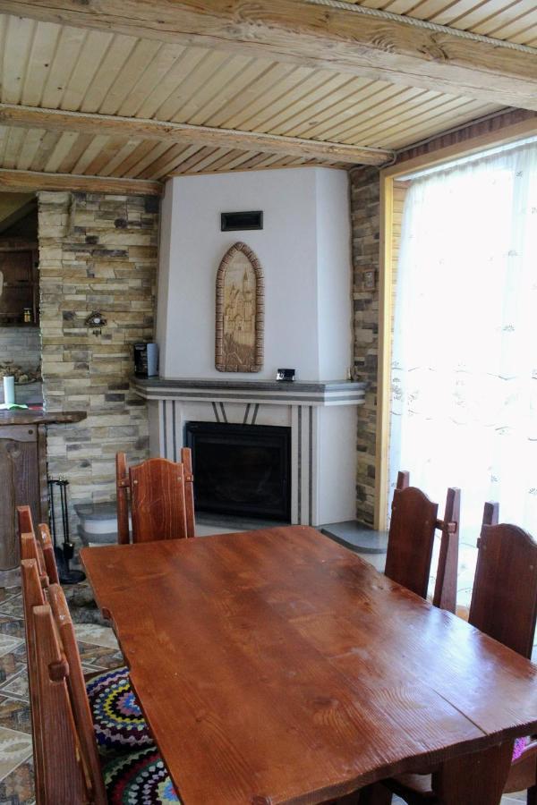 Karpatske Shale Villa Yaremche Bagian luar foto