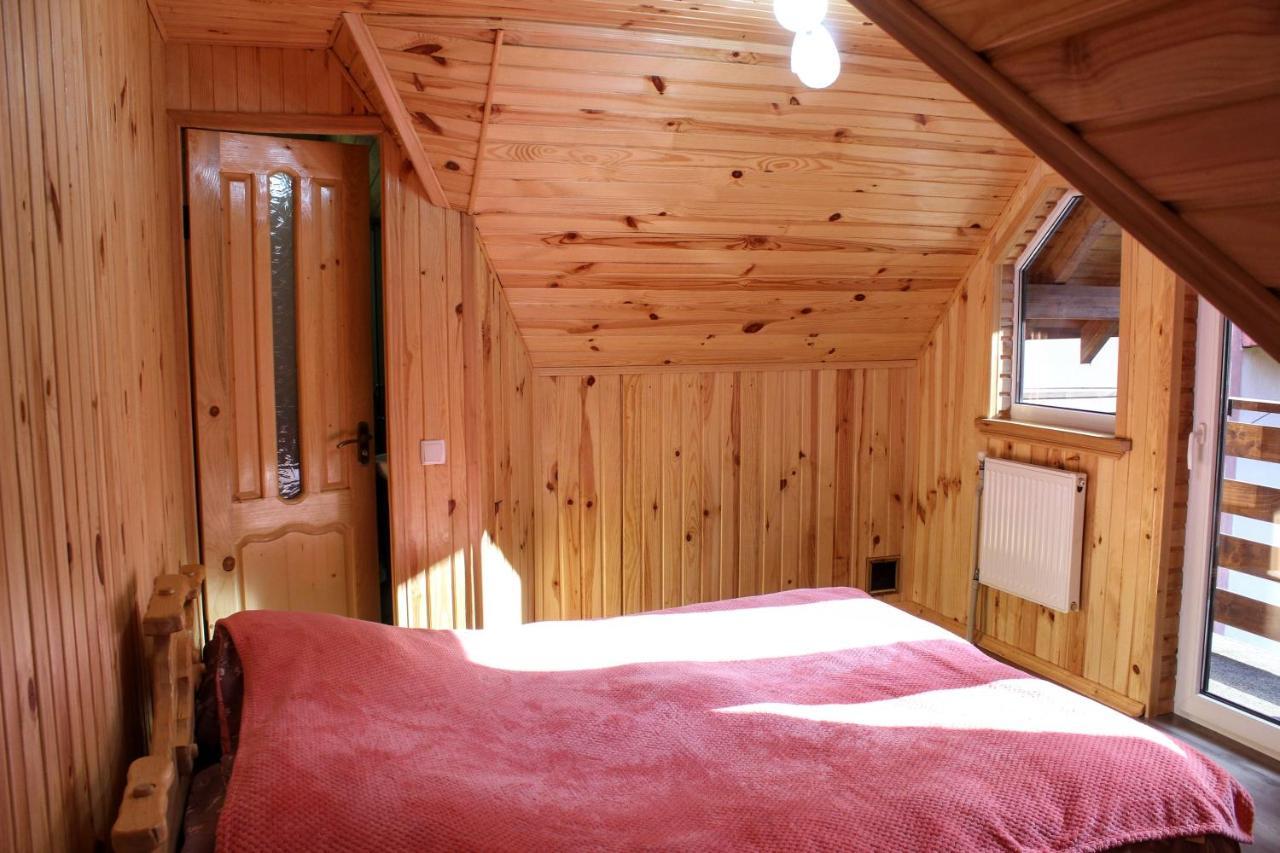 Karpatske Shale Villa Yaremche Bagian luar foto