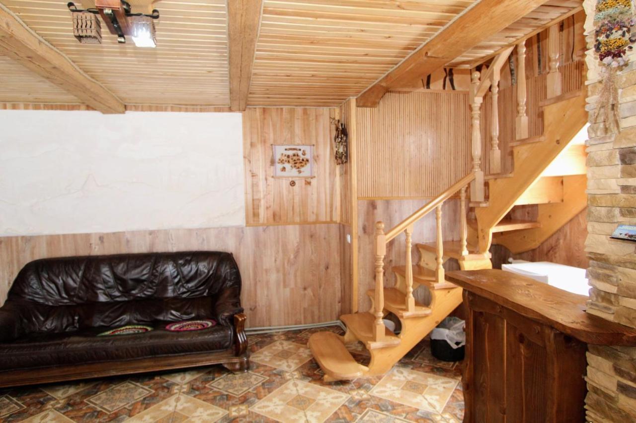 Karpatske Shale Villa Yaremche Bagian luar foto